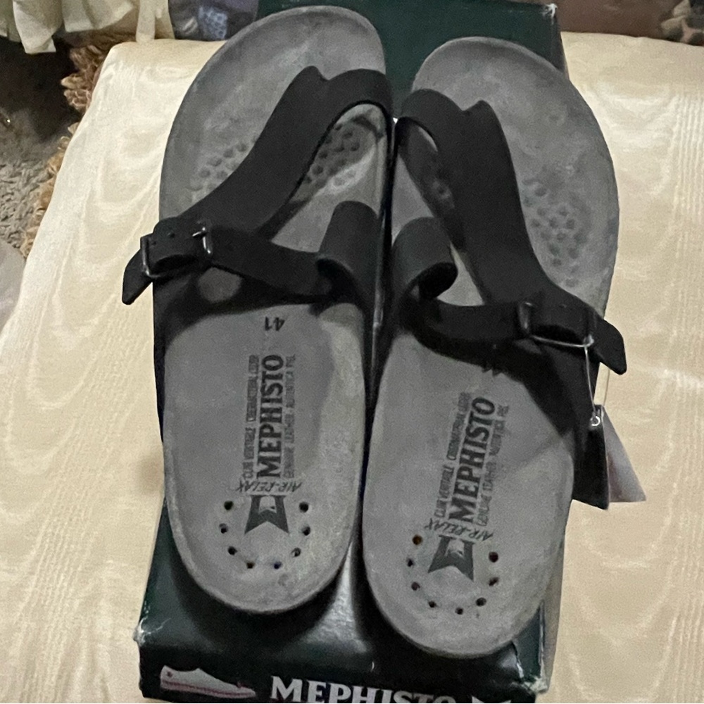 NIB Black Mephisto Thong Leather Upper Sandals for Women Sandals